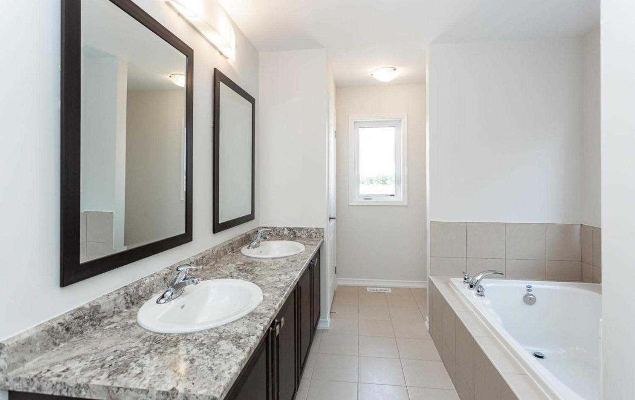 The Warm Welcome Suite Thorold Zewnętrze zdjęcie